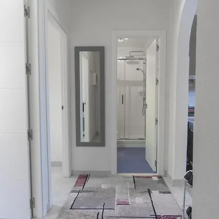 Bravo Hills - Casa Jean